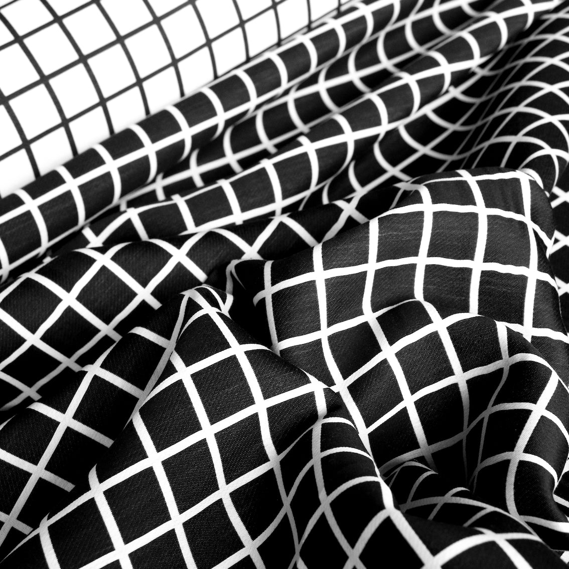 Blackout Grid Jacquard