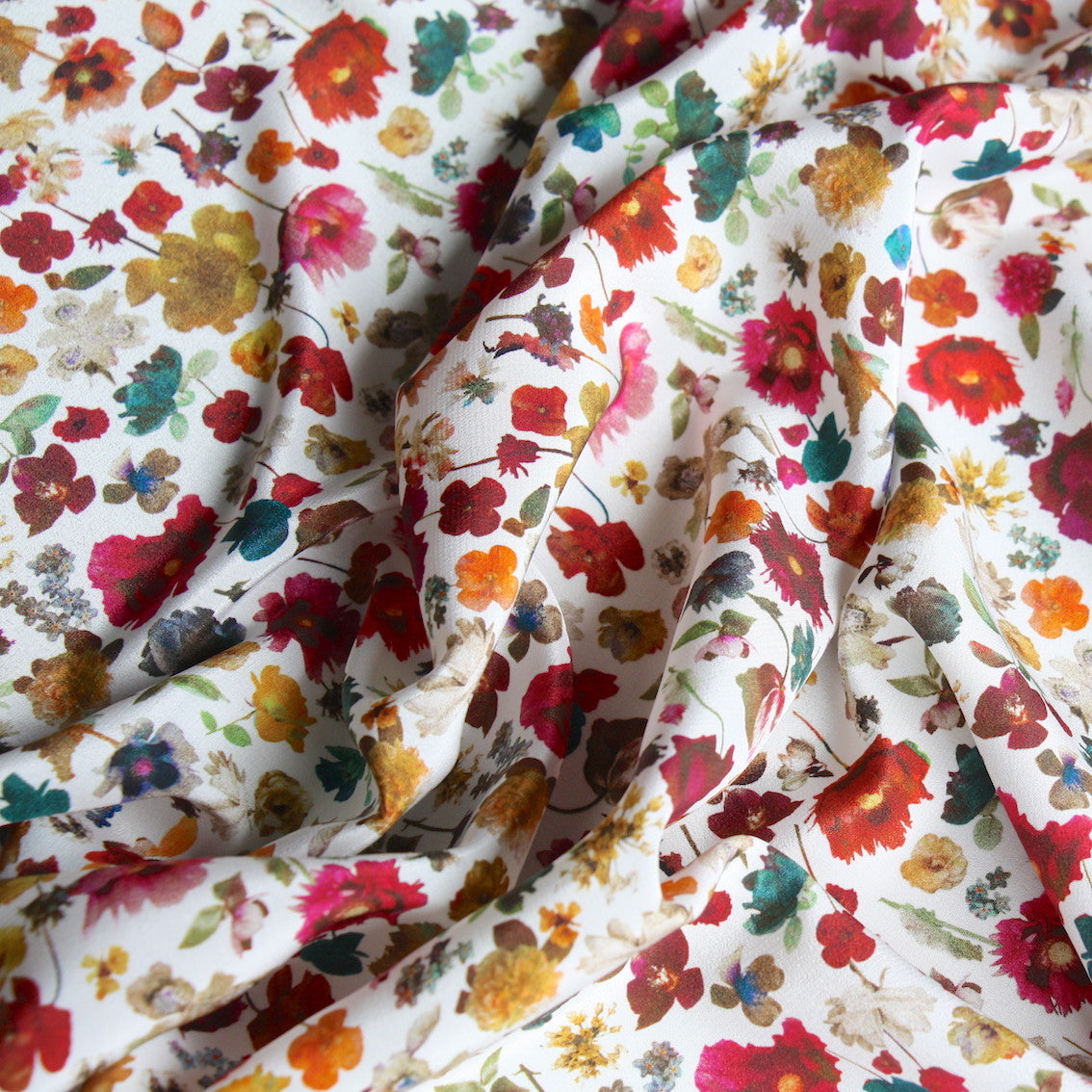 Floral Edit White - Liberty Silk CDC